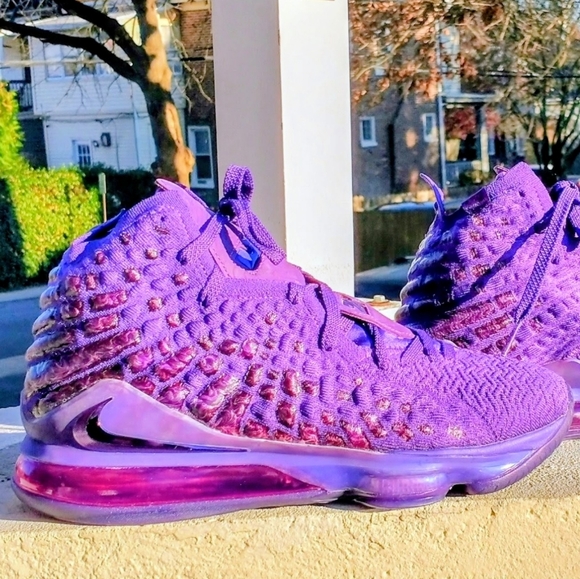 Nike Other - Nike  Mens NBA 2k20 X Lebron 17 Gamer Exclusive Sneakers Size Men's 9.5 Like New